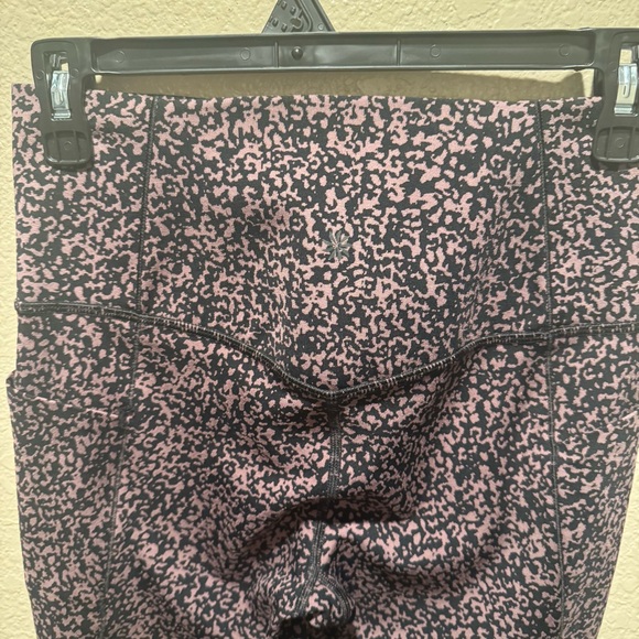 Athleta Salutation Stash Pocket II Gravel 7/8 Tight Mineral Brown Size S - Picture 6 of 9